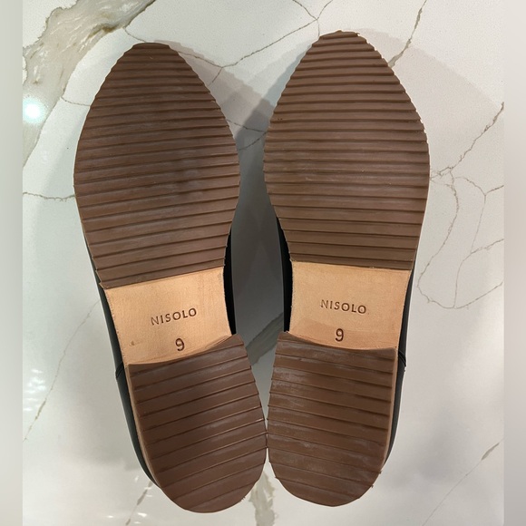 Nisolo Eva Everyday Chelsea Boots. Women’s size 9. Color Black. - Picture 15 of 15